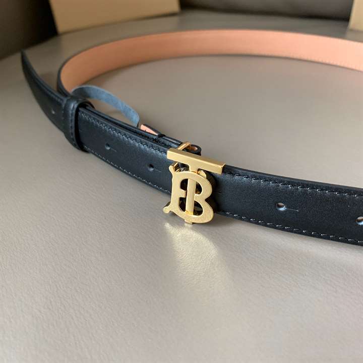 BURBERRY BELT IN BLACK - B33