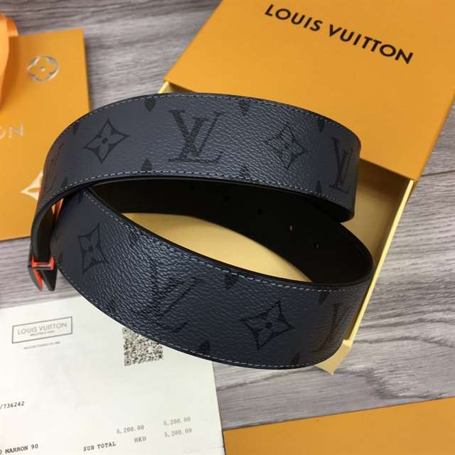 LOUIS VUITTON INITIALES 40MM REVERSIBLE MONOGRAM CANVAS BELT - B90