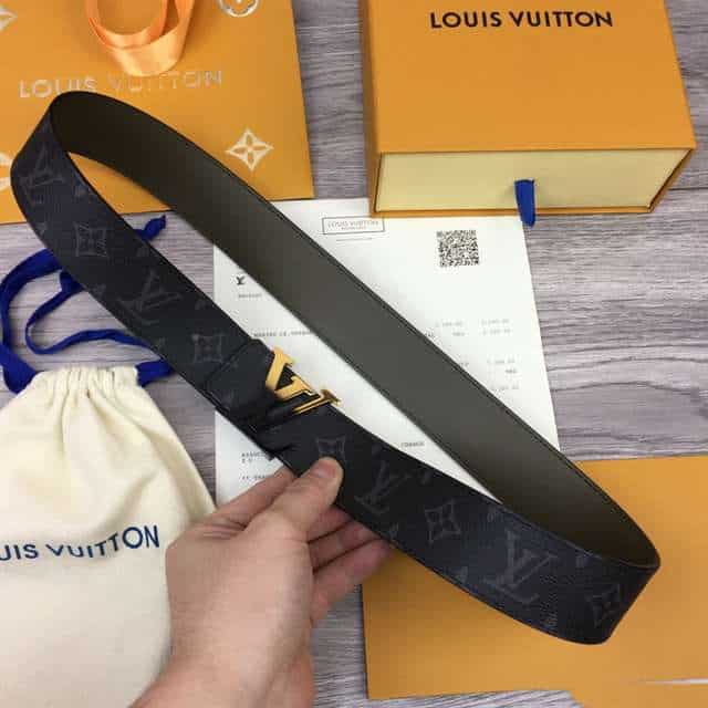 LOUIS VUITTON INITIALES 40MM REVERSIBLE MONOGRAM CANVAS BELT - B93