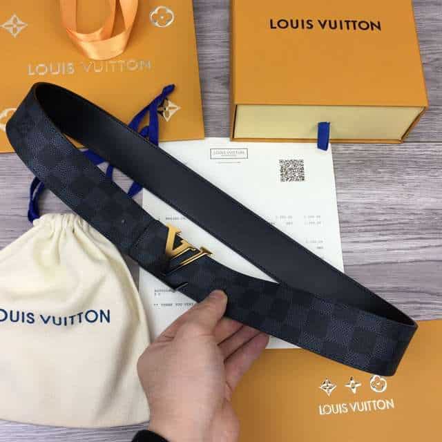 LOUIS VUITTON 40MM BELT - B91