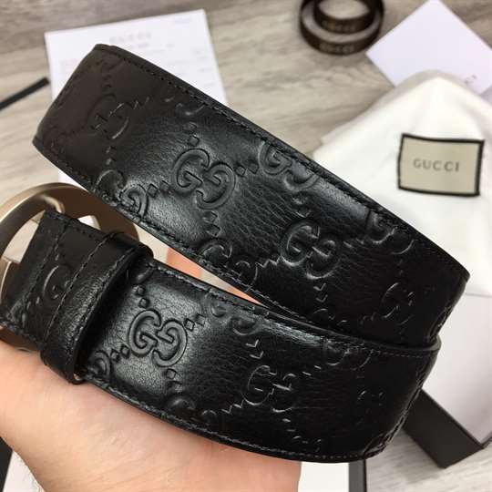 GUCCI GG SUPREME BELT WITH G BUCKLE - B43