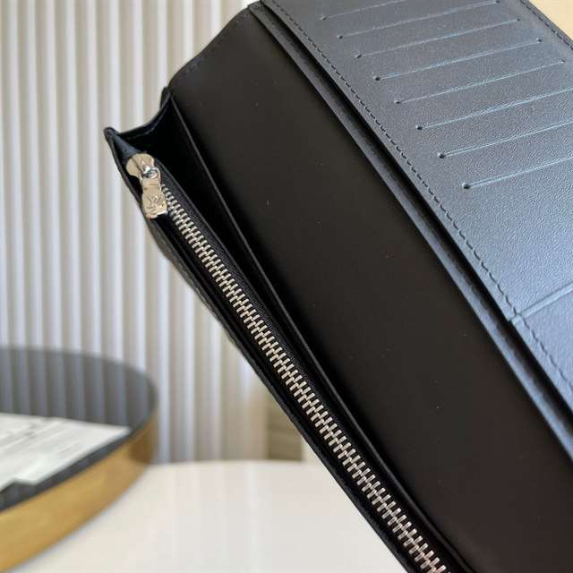 Louis Vuitton Brazza Wallet Taurillon Shadow Leather M80042 - RRG024