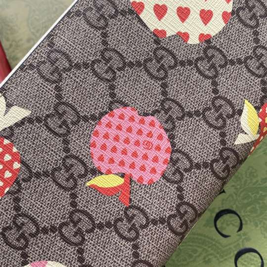 Gucci Les Pommes zip around wallet in beige and ebony GG Supreme - WGR007