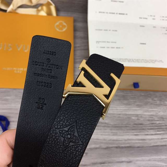 LOUIS VUITTON ICONIC 30MM REVERSIBLE BELT - B108