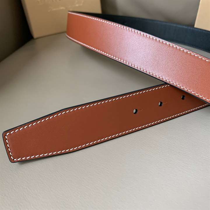 BURBERRY MONOGRAM MOTIF BUCKLE BELT - B32