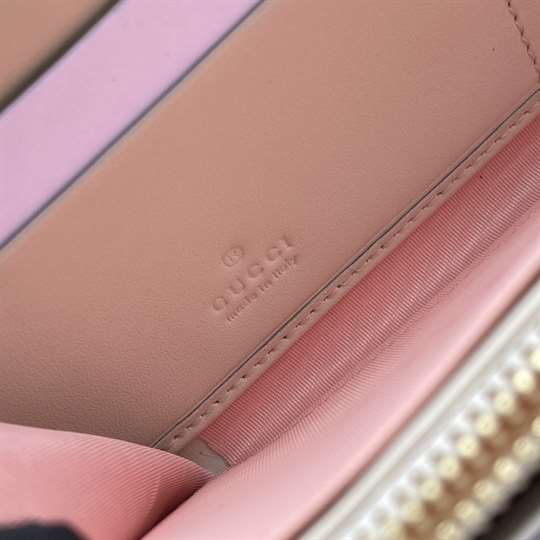 Gucci Les Pommes zip around wallet in beige and ebony GG Supreme - WGR007