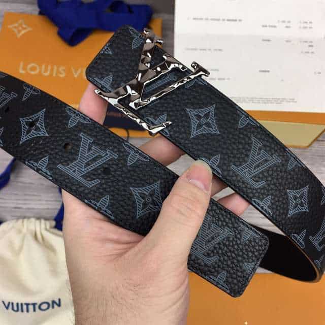 LOUIS VUITTON INITIALES 40MM REVERSIBLE MONOGRAM CANVAS BELT - B103