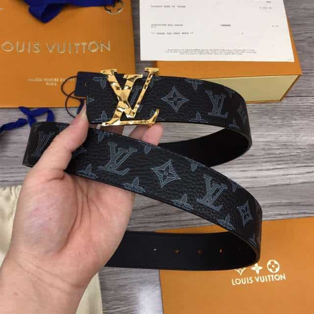 LOUIS VUITTON INITIALES 40MM REVERSIBLE MONOGRAM CANVAS BELT - B102