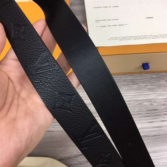 LOUIS VUITTON ICONIC 30MM REVERSIBLE BELT - B108