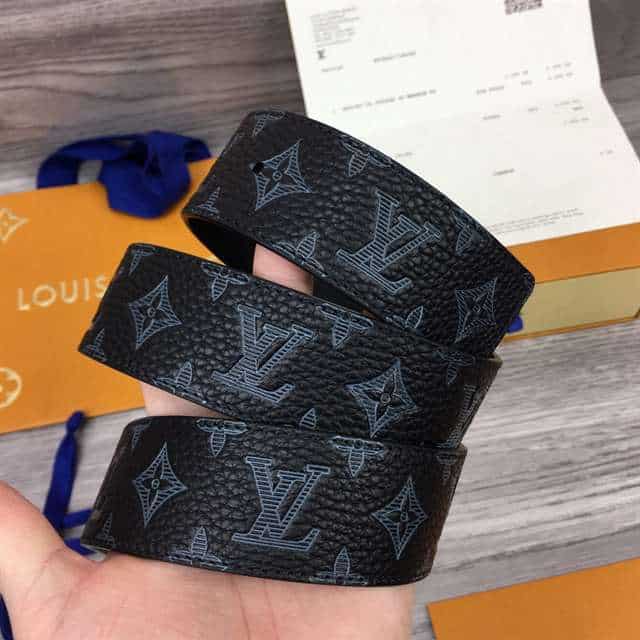 LOUIS VUITTON INITIALES 40MM REVERSIBLE MONOGRAM CANVAS BELT - B111