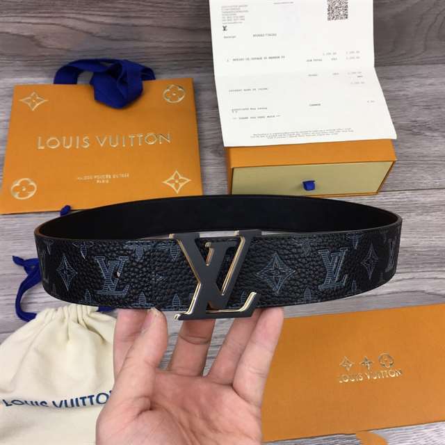 LOUIS VUITTON INITIALES 40MM REVERSIBLE MONOGRAM CANVAS BELT - B111