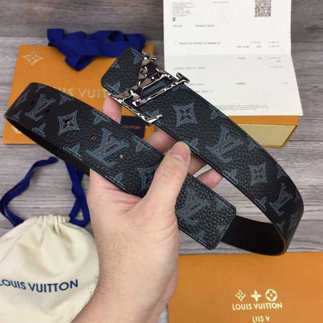 LOUIS VUITTON INITIALES 40MM REVERSIBLE MONOGRAM CANVAS BELT - B103