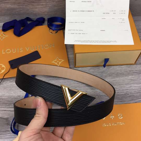 LOUIS VUITTON BLACK EPI LEATHER ESSENTIAL V BELT - B125