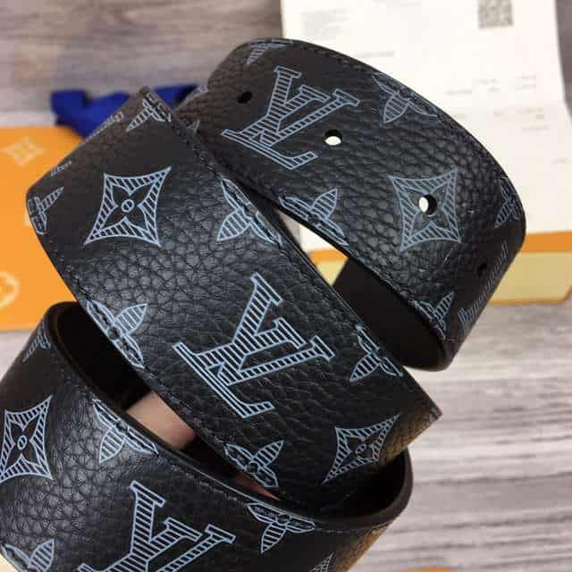 LOUIS VUITTON INITIALES 40MM REVERSIBLE MONOGRAM CANVAS BELT - B103