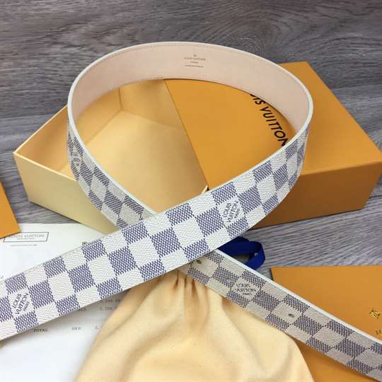 LV INITIALES DAMIER BELT - B134