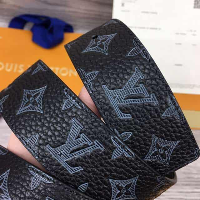 LOUIS VUITTON INITIALES 40MM REVERSIBLE MONOGRAM CANVAS BELT - B111