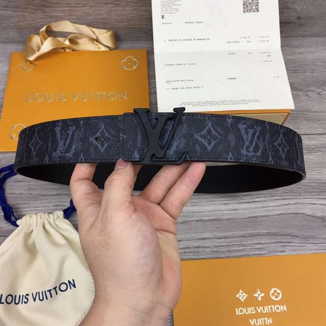 LOUIS VUITTON SHAPE 40MM REVERSIBLE BELT - B104