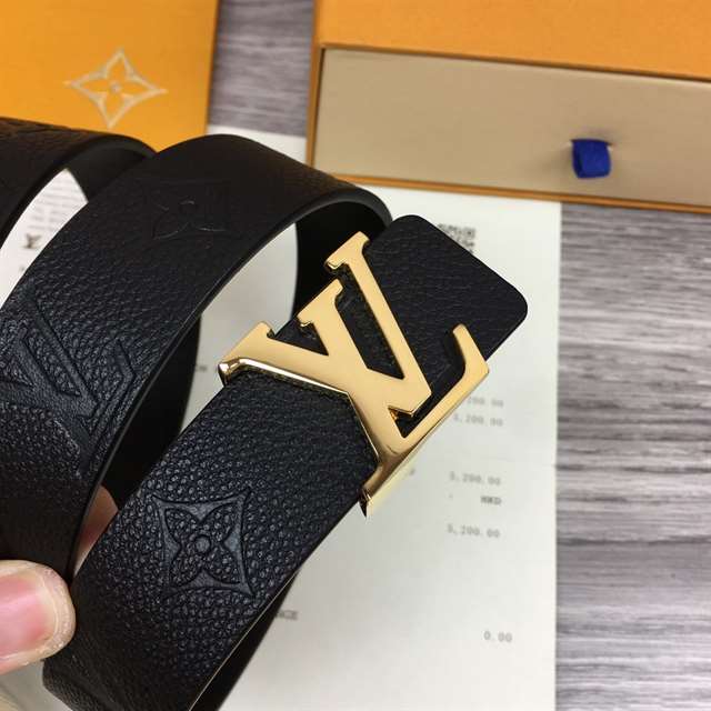LOUIS VUITTON ICONIC 30MM REVERSIBLE BELT - B109