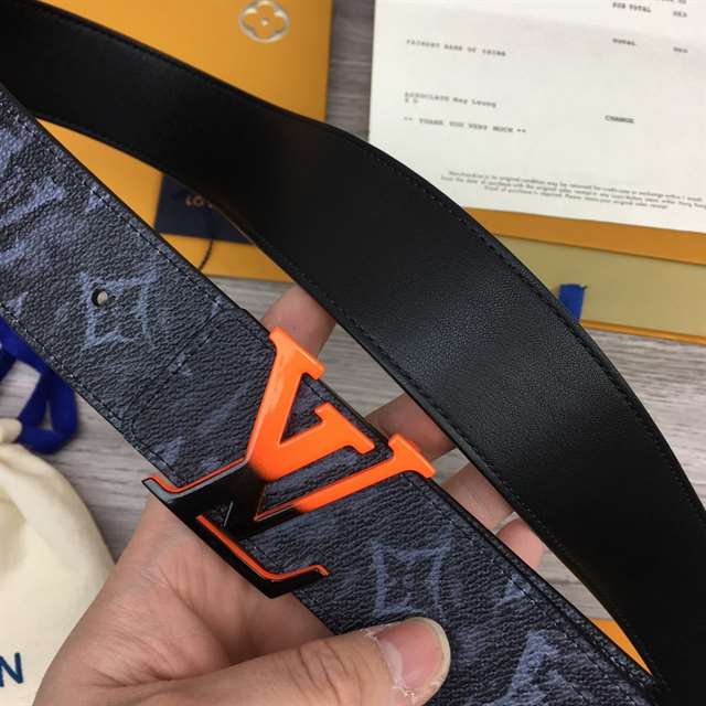 LOUIS VUITTON SHAPE 40MM REVERSIBLE BELT - B95