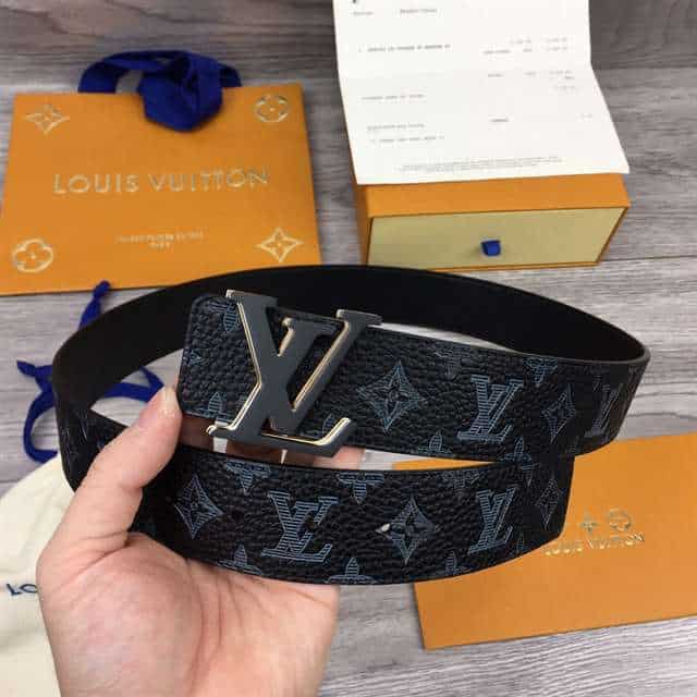 LOUIS VUITTON INITIALES 40MM REVERSIBLE MONOGRAM CANVAS BELT - B111