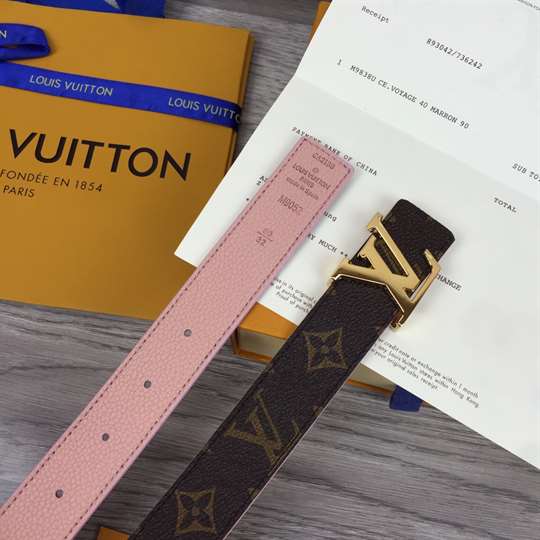 LOUIS VUITTON LV INITIALES 30MM REVERSIBLE - B123