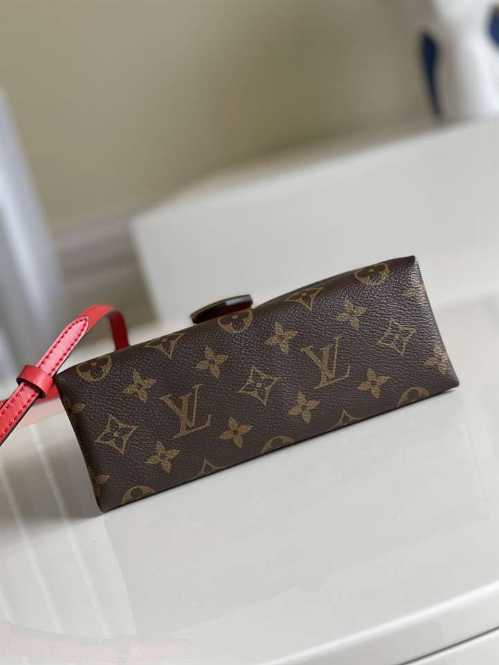 LOUIS VUITTON LOCKY BB - LBV201