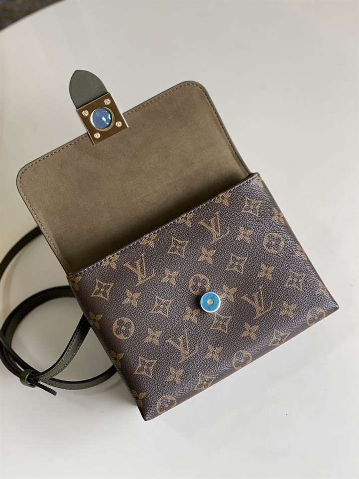 LOUIS VUITTON LOCKY BB - LBV203