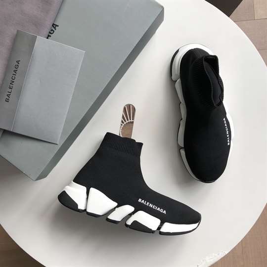 BALENCIAGA SPEED 2.0 SNEAKER IN BLACK - BB145