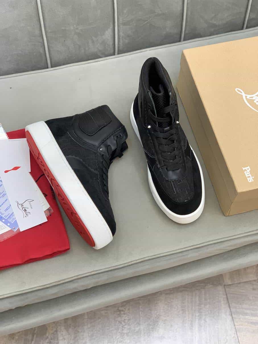 CHRISTIAN LOUBOUTIN HIGH TOP SNEAKER - CL119