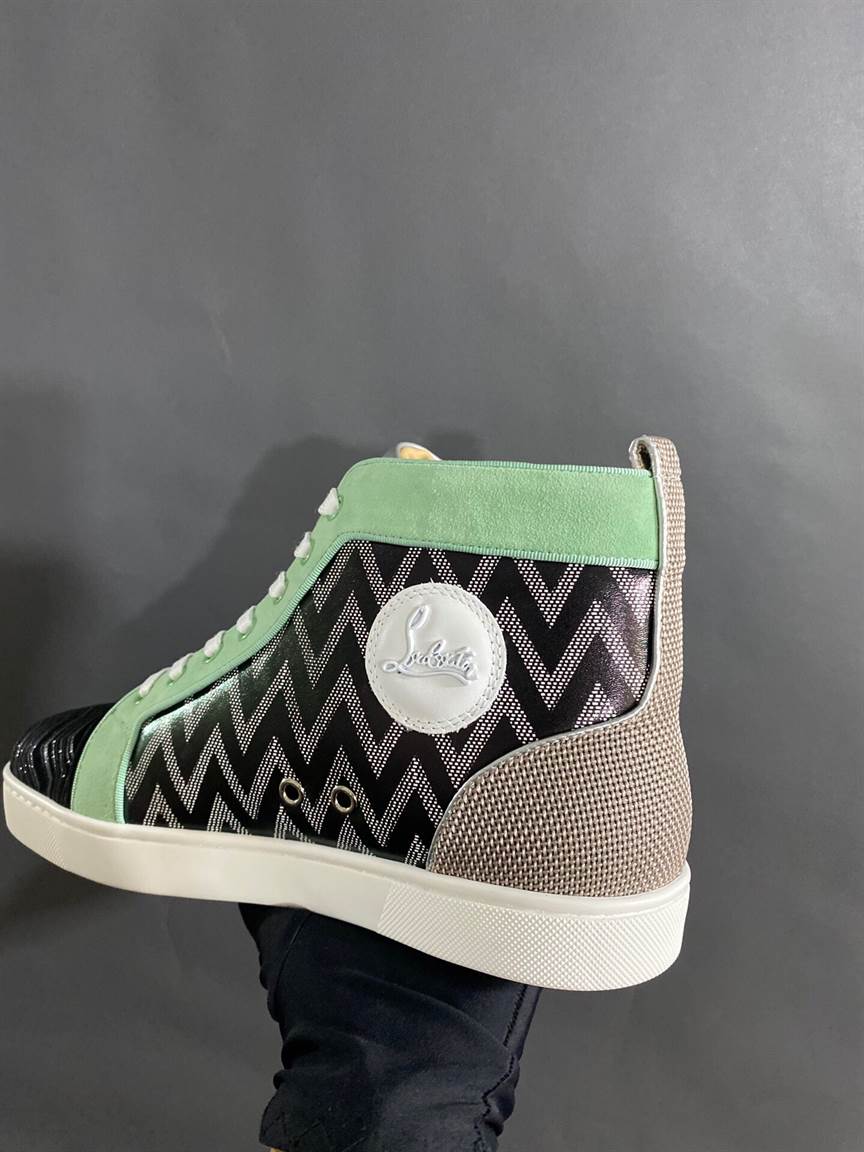 CHRISTIAN LOUBOUTIN HIGH TOP SNEAKER - CL139