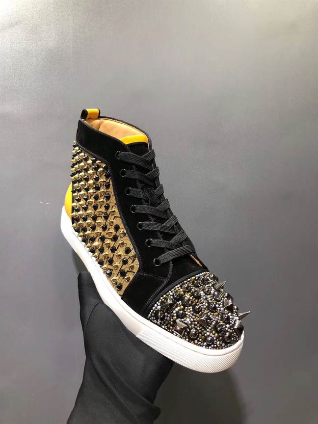 CHRISTIAN LOUBOUTIN HIGH TOP SNEAKER - CL141