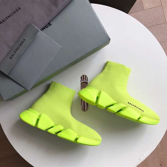 BALENCIAGA MEN'S SPEED 2.0 SNEAKER IN YELLOW - BB140