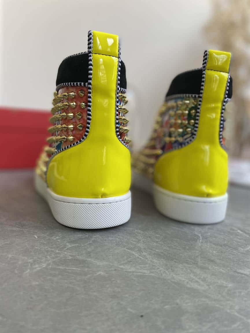 CHRISTIAN LOUBOUTIN HIGH TOP SNEAKER - CL124