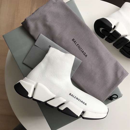 BALENCIAGA SPEED 2.0 SNEAKER IN WHITE - BB143