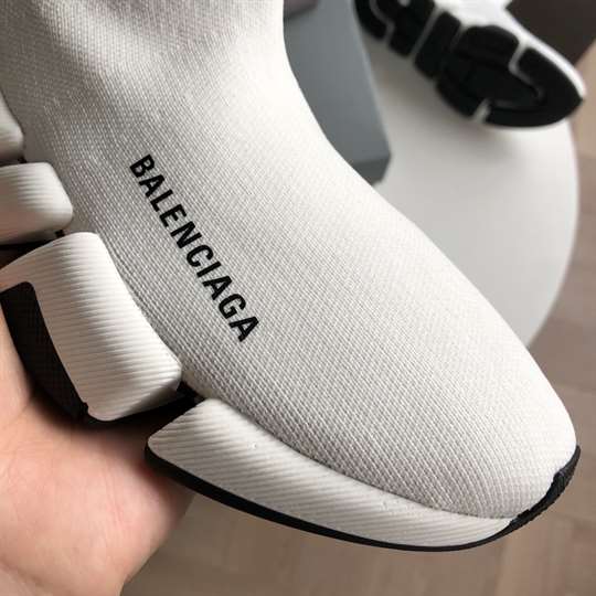 BALENCIAGA SPEED 2.0 SNEAKER IN WHITE - BB143