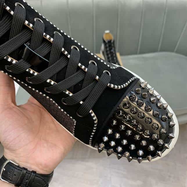 CHRISTIAN LOUBOUTIN HIGH TOP SNEAKER - CL132