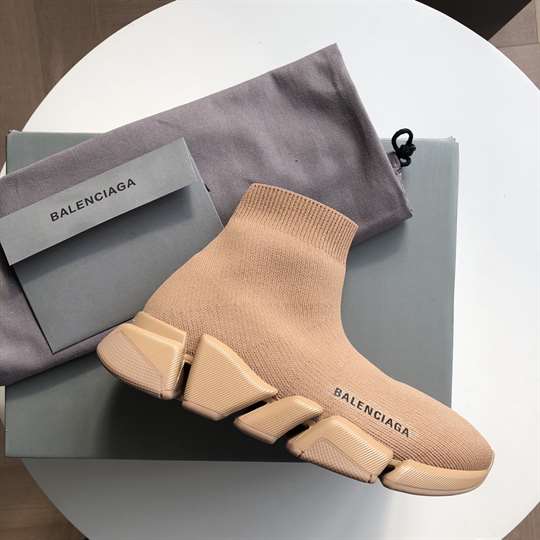 BALENCIAGA MEN'S SPEED 2.0 SNEAKER IN BEGIE - BB141