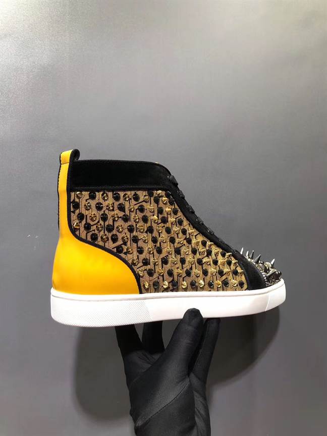 CHRISTIAN LOUBOUTIN HIGH TOP SNEAKER - CL141