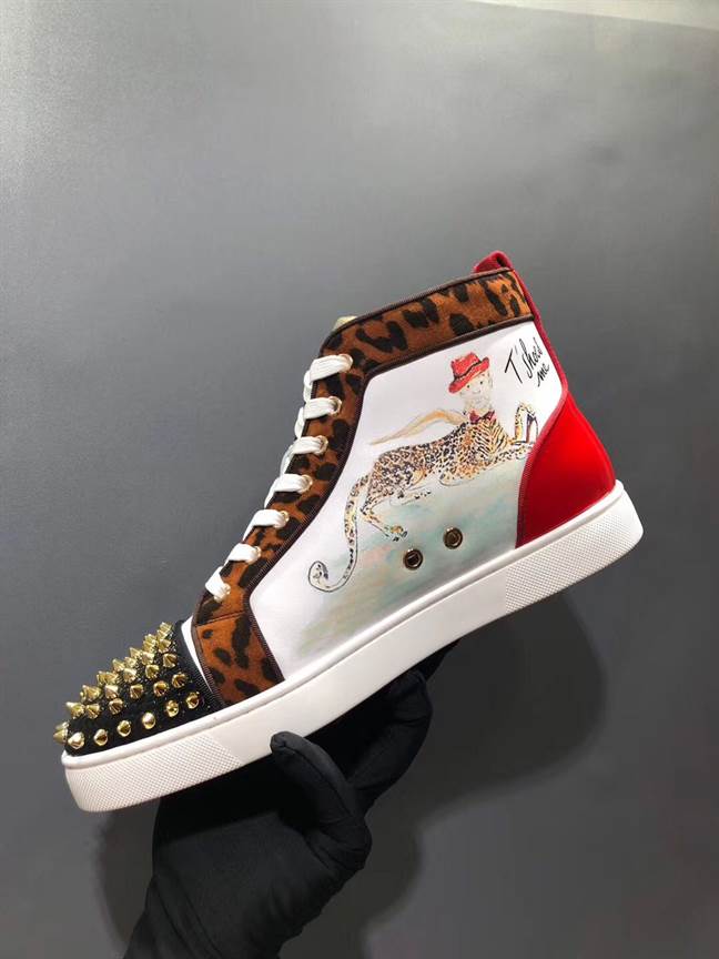 CHRISTIAN LOUBOUTIN HIGH TOP SNEAKER - CL142