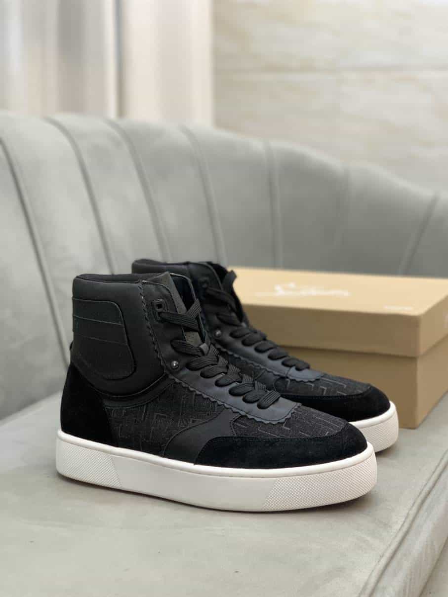 CHRISTIAN LOUBOUTIN HIGH TOP SNEAKER - CL119