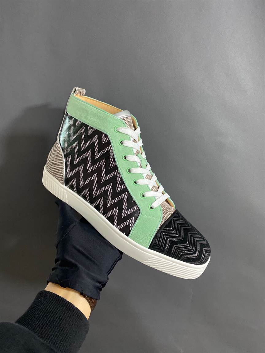 CHRISTIAN LOUBOUTIN HIGH TOP SNEAKER - CL139