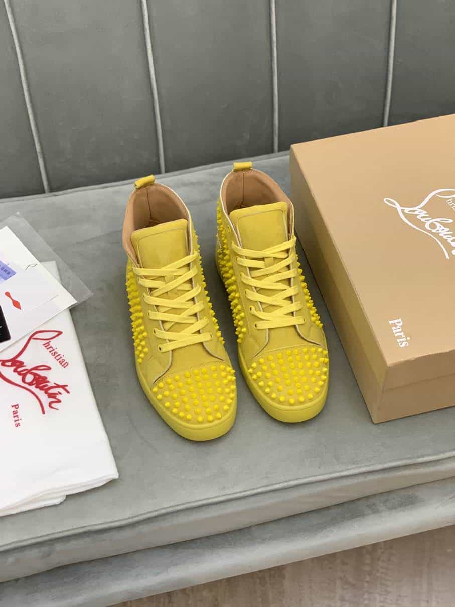 CHRISTIAN LOUBOUTIN HIGH TOP SNEAKER - CL133