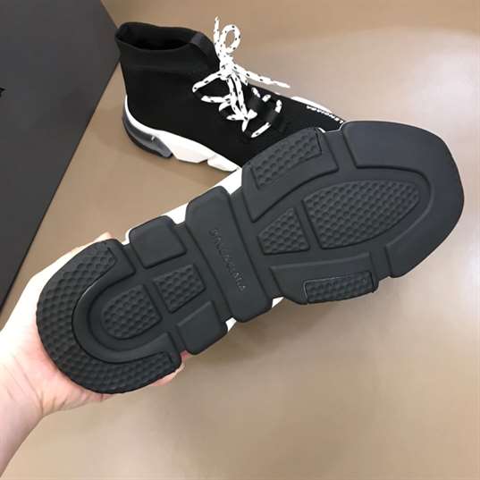 BALENCIAGA MEN'S SPEED LACE-UP SNEAKER - BB160