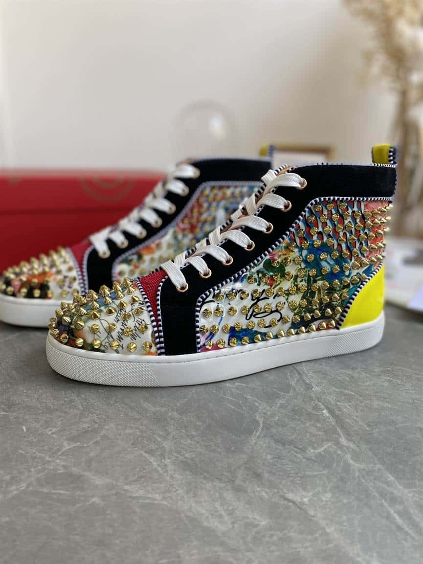 CHRISTIAN LOUBOUTIN HIGH TOP SNEAKER - CL124