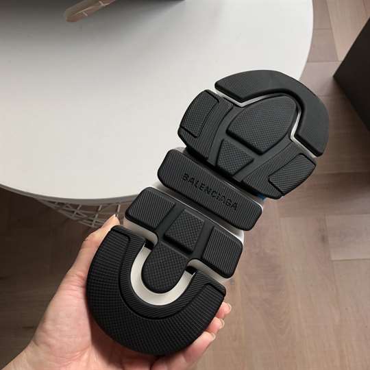 BALENCIAGA SPEED 2.0 SNEAKER - BB148