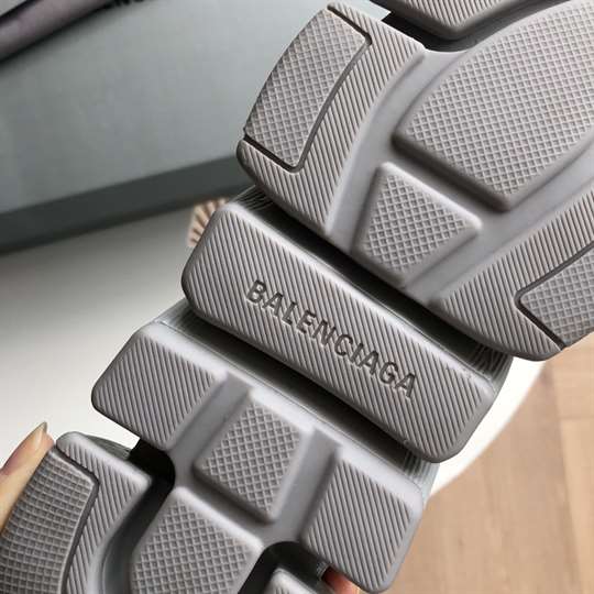 BALENCIAGA SPEED 2.0 SNEAKER IN GREY RECYCLED KNIT - BB142