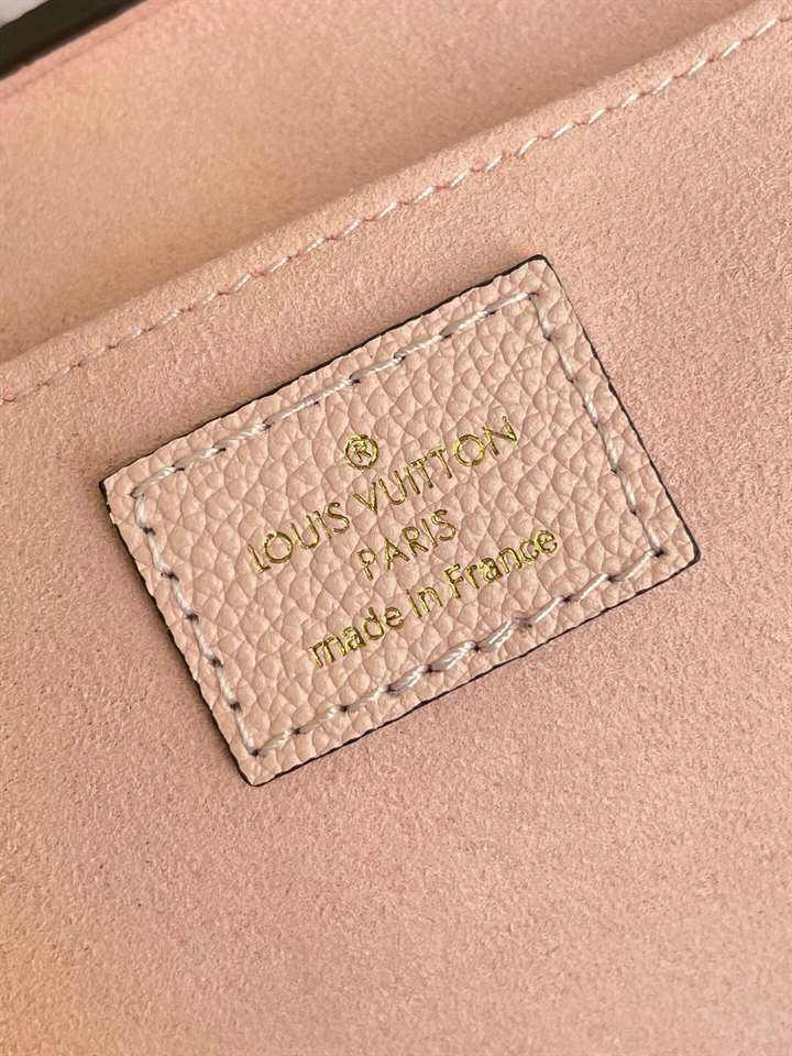 LOUIS VUITTON PETIT SAC PLAT - LBV236