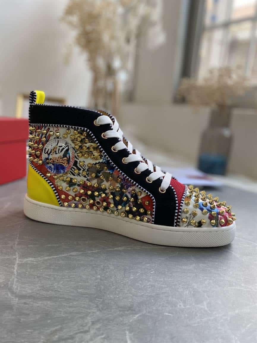 CHRISTIAN LOUBOUTIN HIGH TOP SNEAKER - CL124