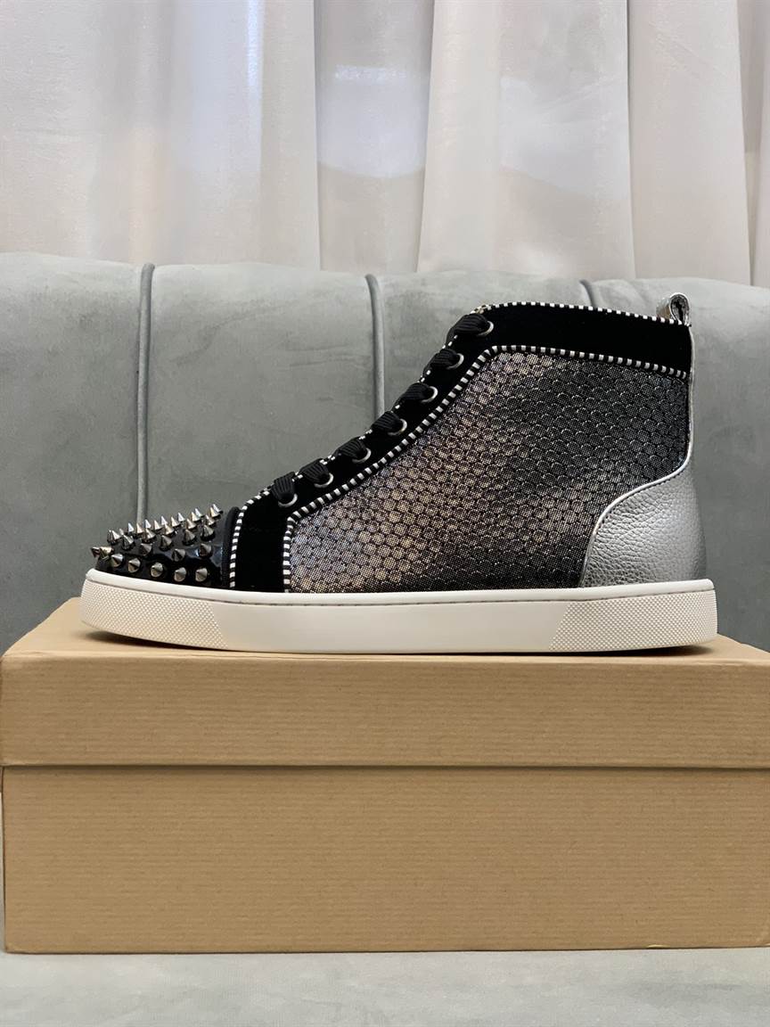 CHRISTIAN LOUBOUTIN HIGH TOP SNEAKER - CL132