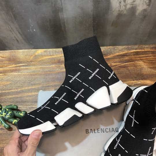 BALENCIAGA SPEED 2.0 LOGO-PRINT SNEAKERS - BB152